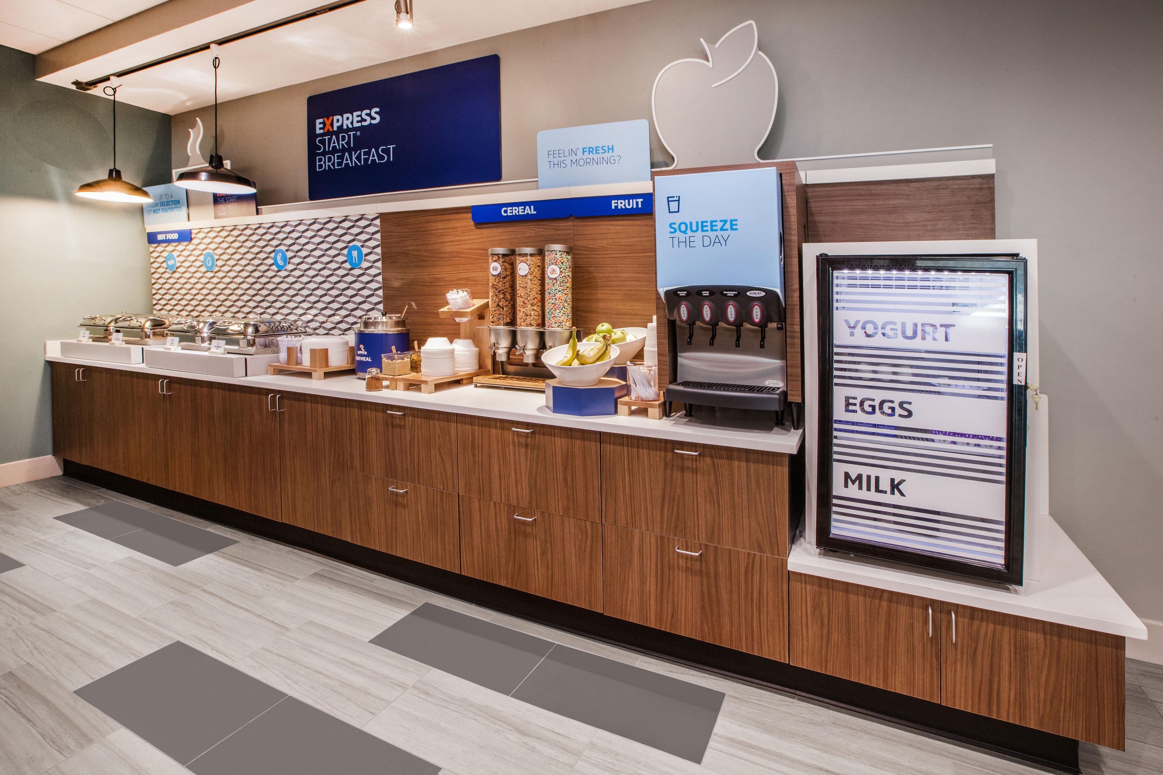 Holiday Inn Express - Richmond Downtown By Ihg Exterior photo